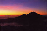Matahari Terbit di Gunung Batur Bali