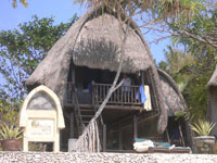 Bali Hai Tide Hut di Nusa Lembongan Bali